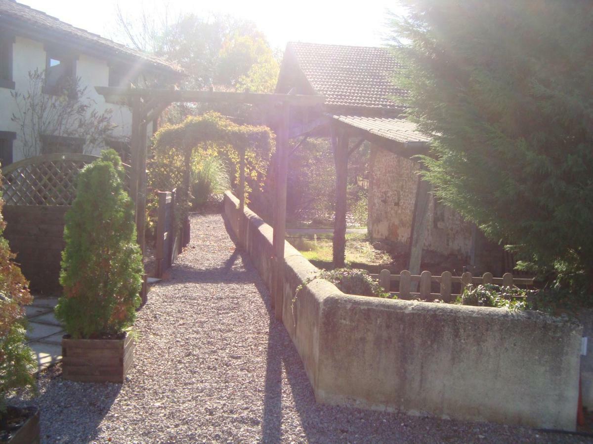 La Croix Gites Pressignac Exterior foto