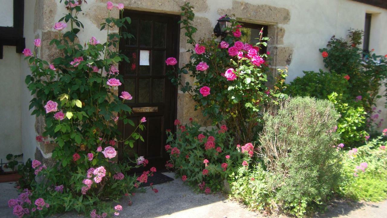 La Croix Gites Pressignac Exterior foto