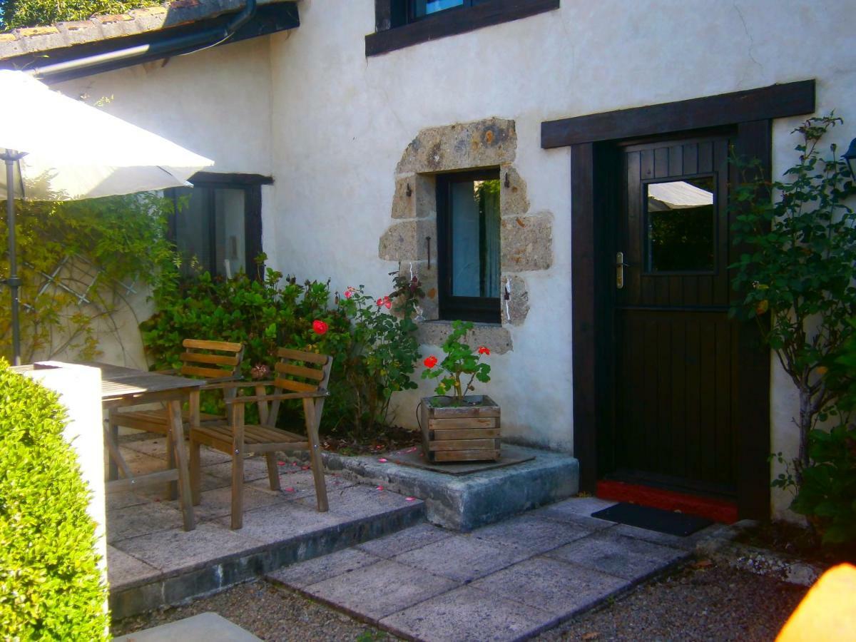 La Croix Gites Pressignac Exterior foto